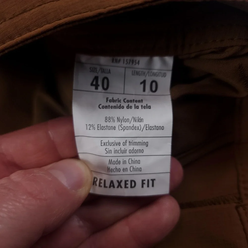 Rugged Wear Mens 40 Brown Nylon Stretch Cargo Shorts NWT‎